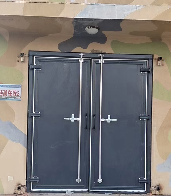 同仁工业平开门