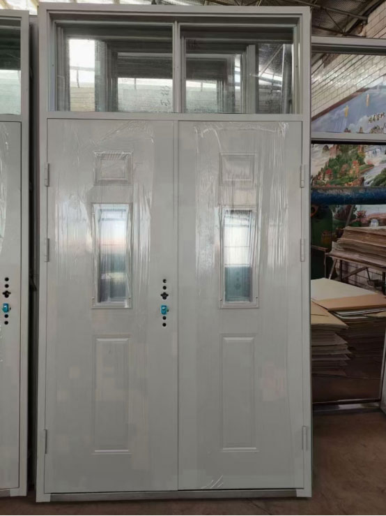 同仁学校教室门